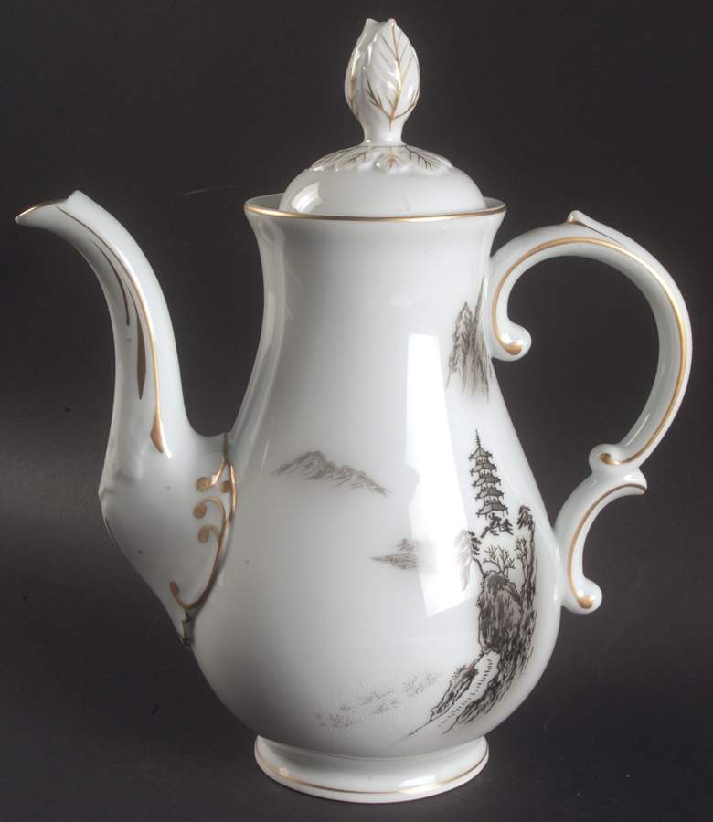 Landscape Coffee Pot & Lid by Fukagawa-1