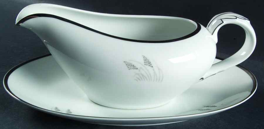 Moon Glow (Black Plant) Gravy Boat & Underplate/Relish by Fukagawa-1