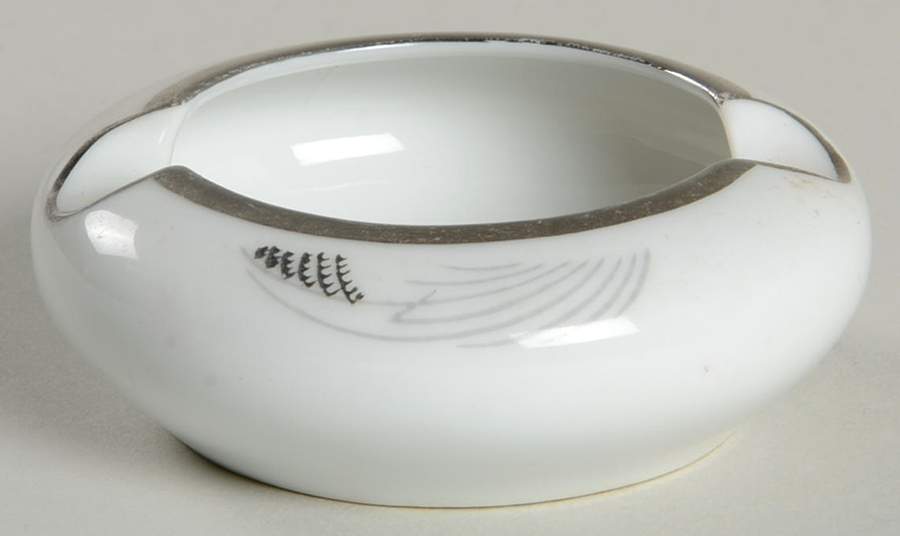 Moon Glow (Black Plant) Small Ashtray by Fukagawa-1