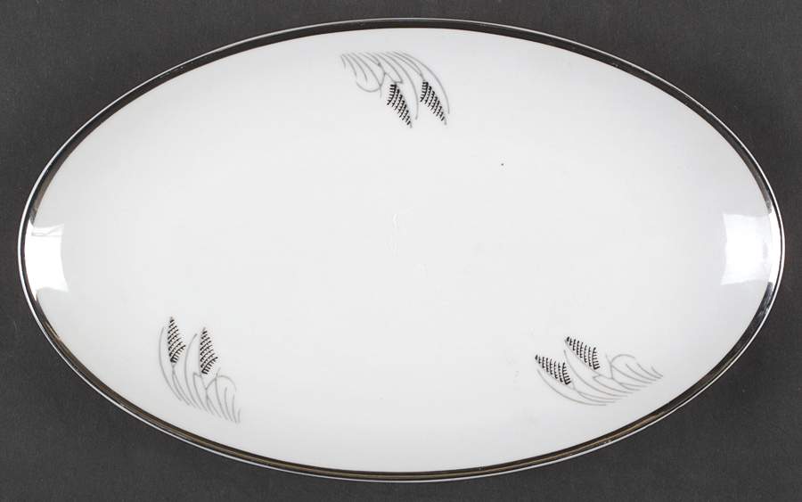 Moon Glow (Black Plant) Relish/Gravy Underplate by Fukagawa-1