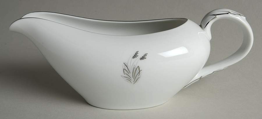 Moonlight Gravy Boat by Fukagawa-1
