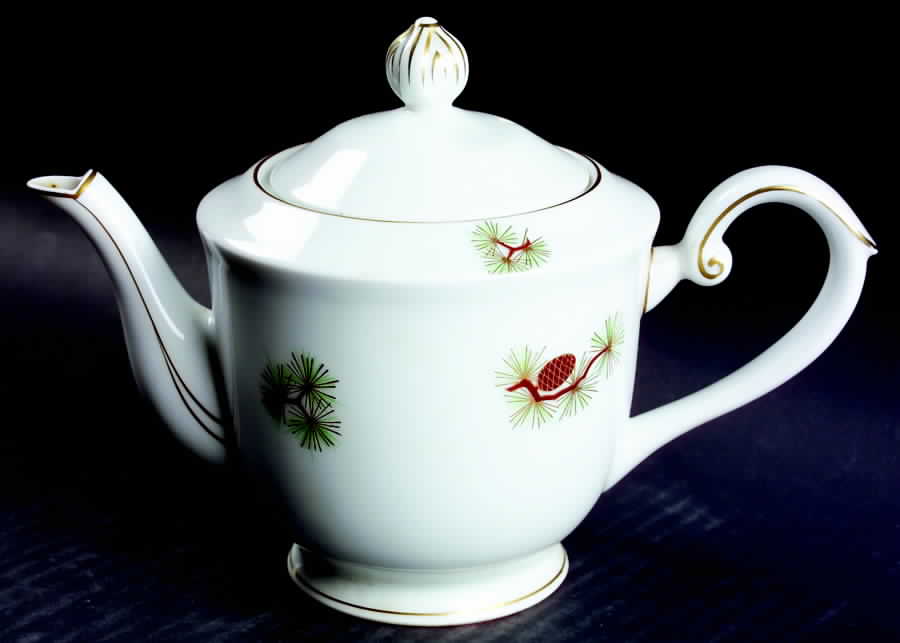 Pine Cone (Rim Shape) Teapot & Lid by Fukagawa-1