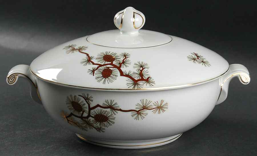 Pine Cone (Rim Shape) Round Covered Vegetable by Fukagawa-1