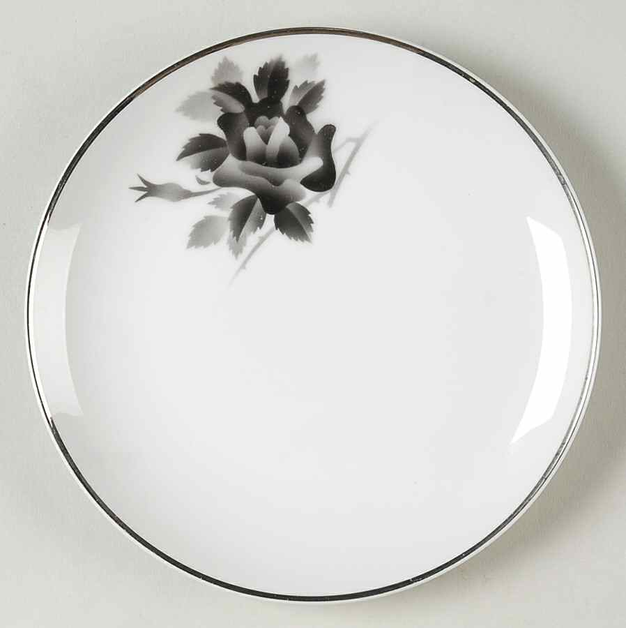 Princess Bread & Butter Plate by Fukagawa-1