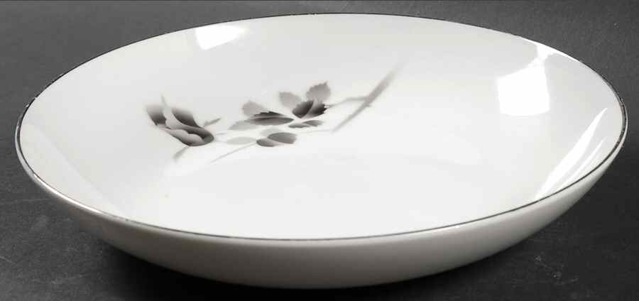 Princess Coupe Soup Bowl by Fukagawa-1