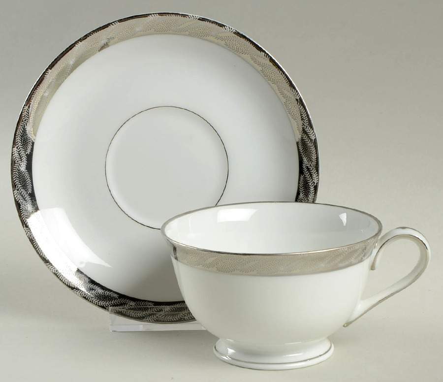 Silver Lichen Footed Cup & Saucer Set by Fukagawa-1