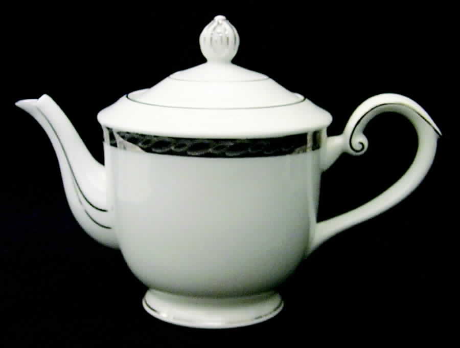 Silver Lichen Teapot & Lid by Fukagawa-1
