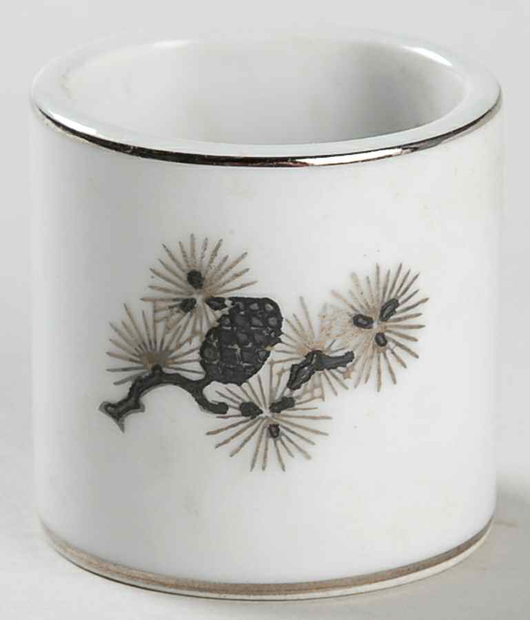 Silver Pine Napkin Ring by Fukagawa-1