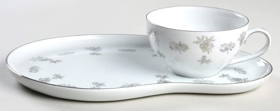 White Rose Snack Plate & Cup Set by Fukagawa-1
