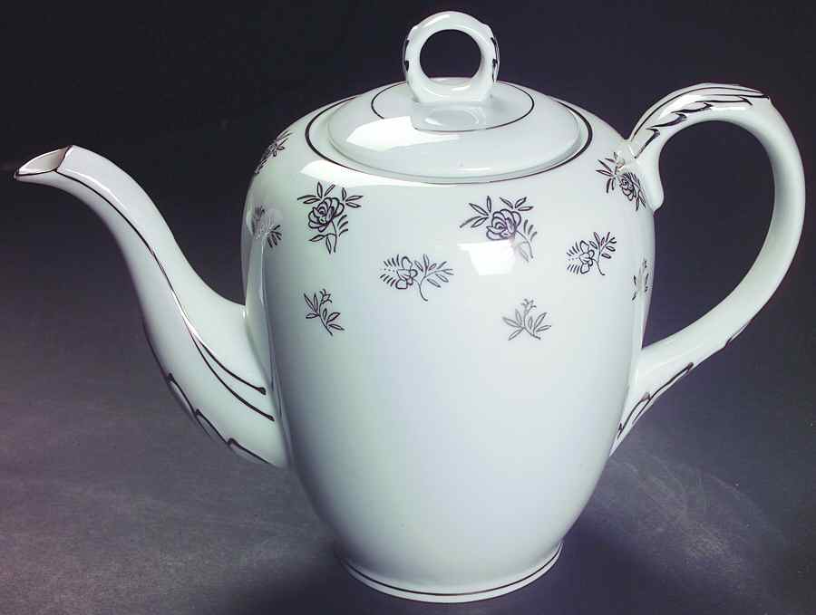 White Rose Teapot & Lid by Fukagawa-1