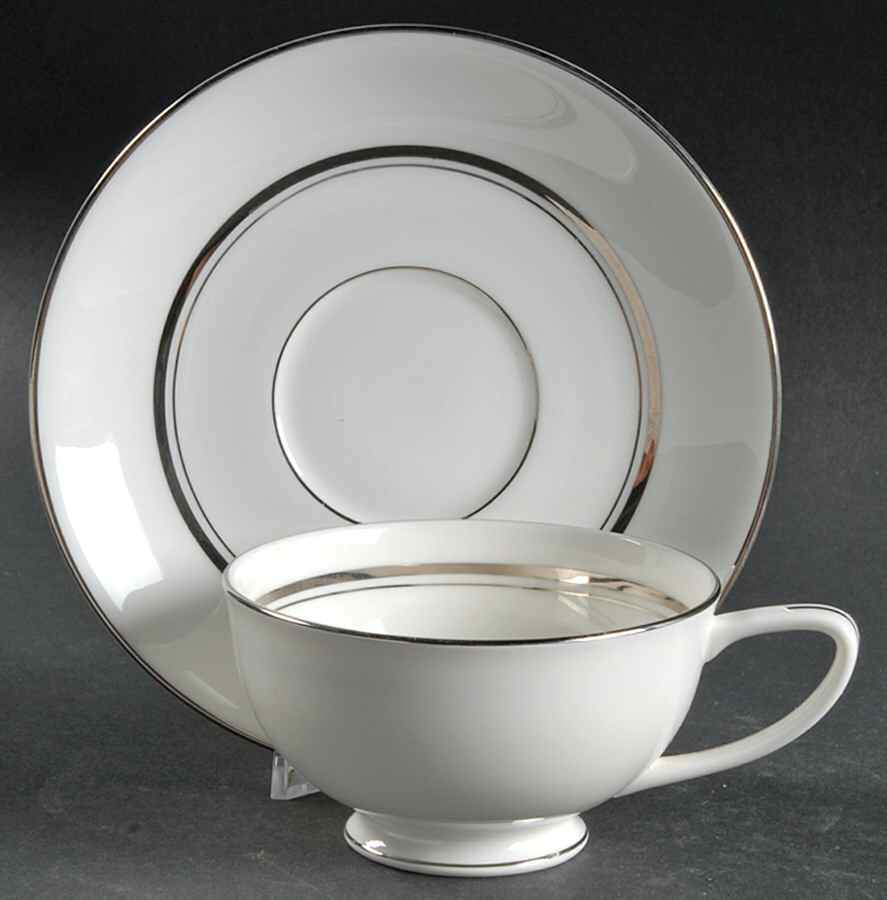 Winthrop Footed Cup & Saucer Set by Fukagawa-1