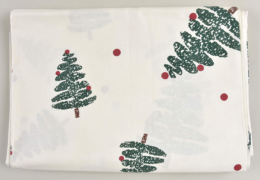 FUO5 52" x 70" Oblong Tablecloth by Furio-1