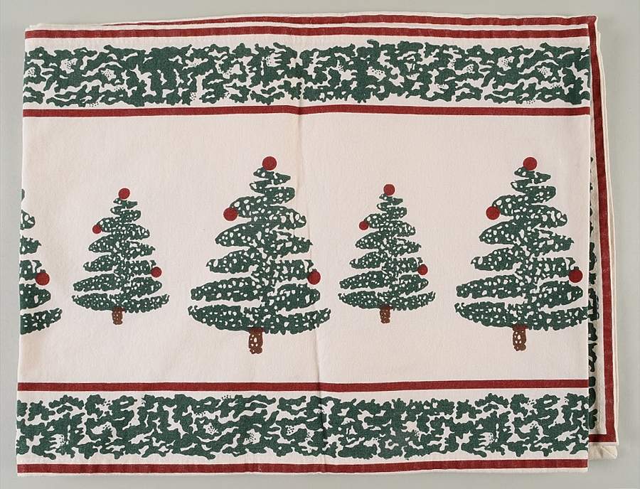 FUO5 13" X 70" Cloth Table Runner by Furio-1