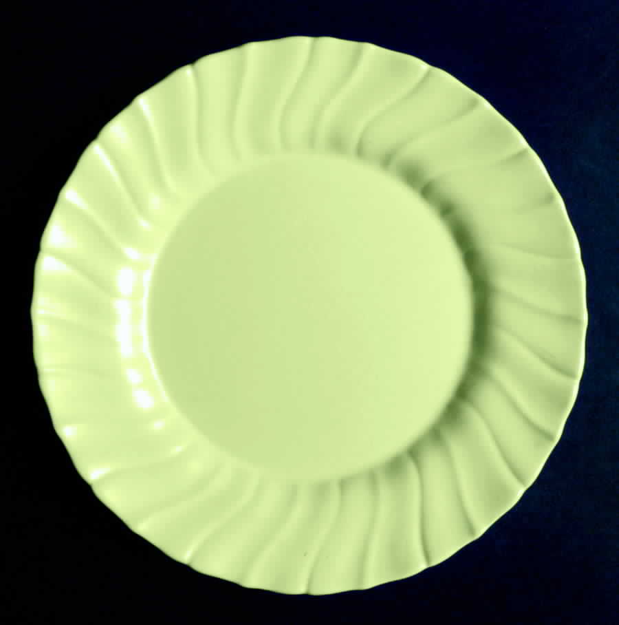 Coronado Chartreuse (Glossy) Dinner Plate by Franciscan-1