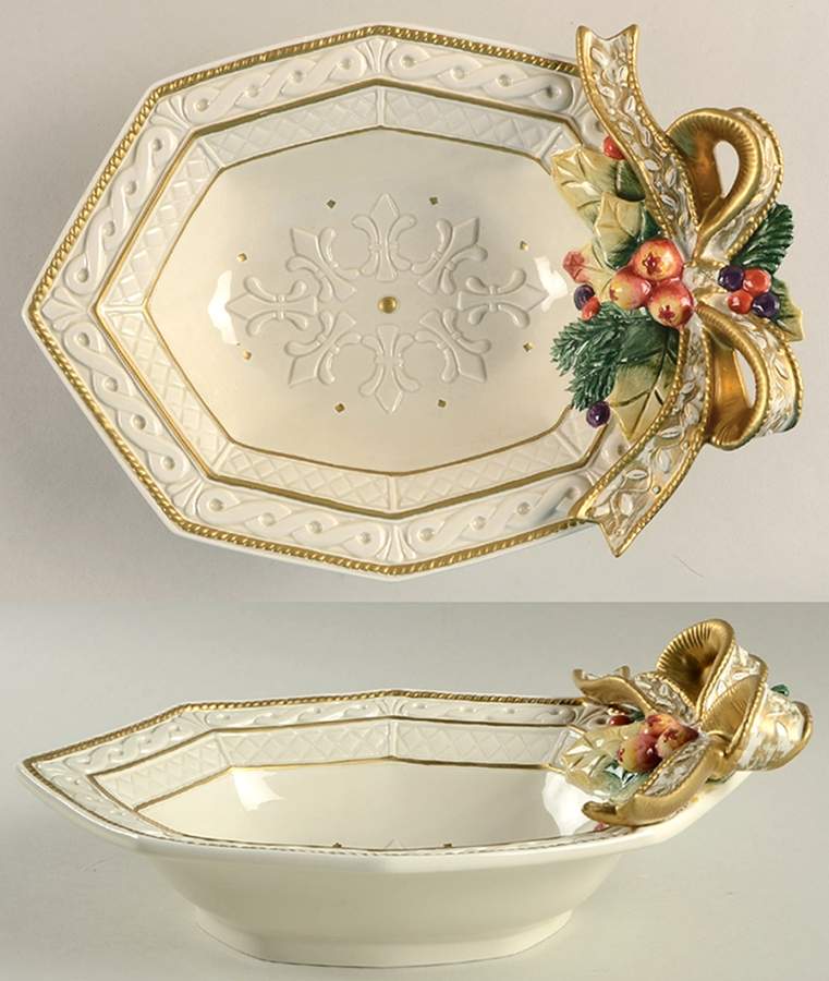 Snowy Woods 10" Oval Vegetable Bowl by Fitz and Floyd-1