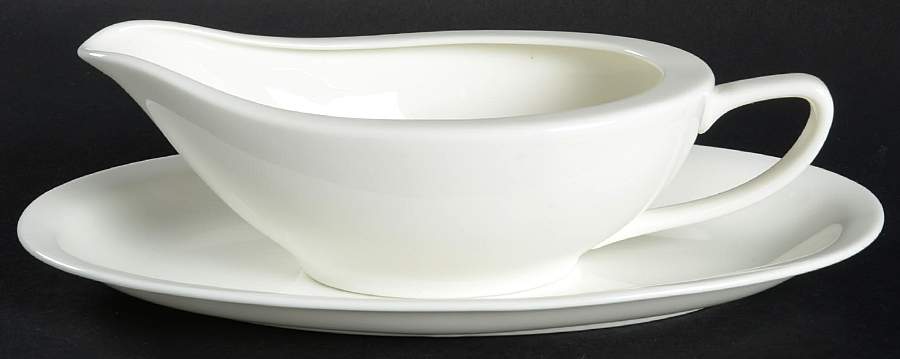 FUK18 Gravy Boat & Underplate by Fukagawa-1