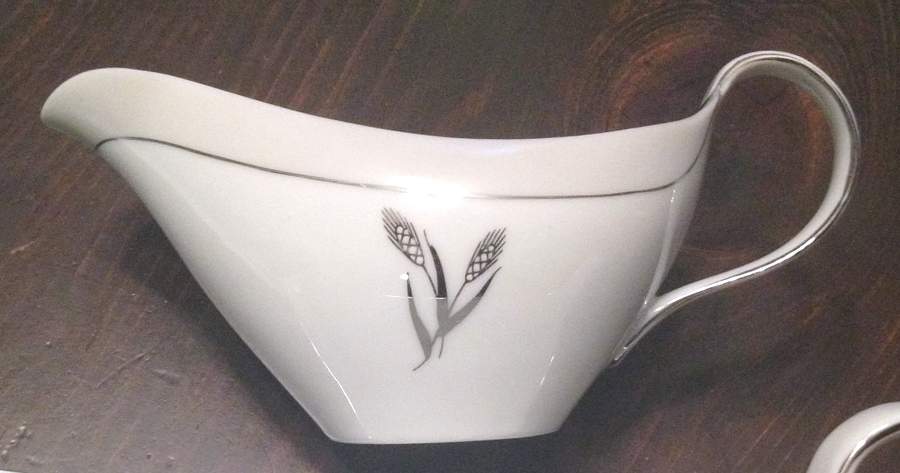 Gray Wheat Creamer by Fukagawa-1