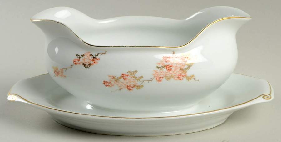FUK24 Gravy Boat with Attached Underplate by Fukagawa-1