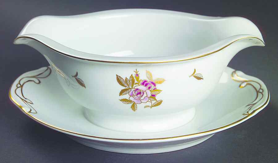 538 Gravy Boat with Attached Underplate by Fukagawa-1