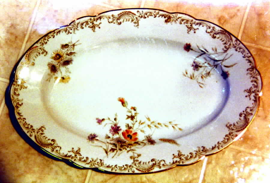 4074 12" Oval Serving Platter by Franconia-Krautheim & Adelburg-1