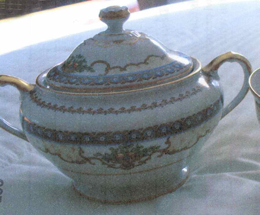 FUR47 Sugar Bowl & Lid by Furstenberg-1