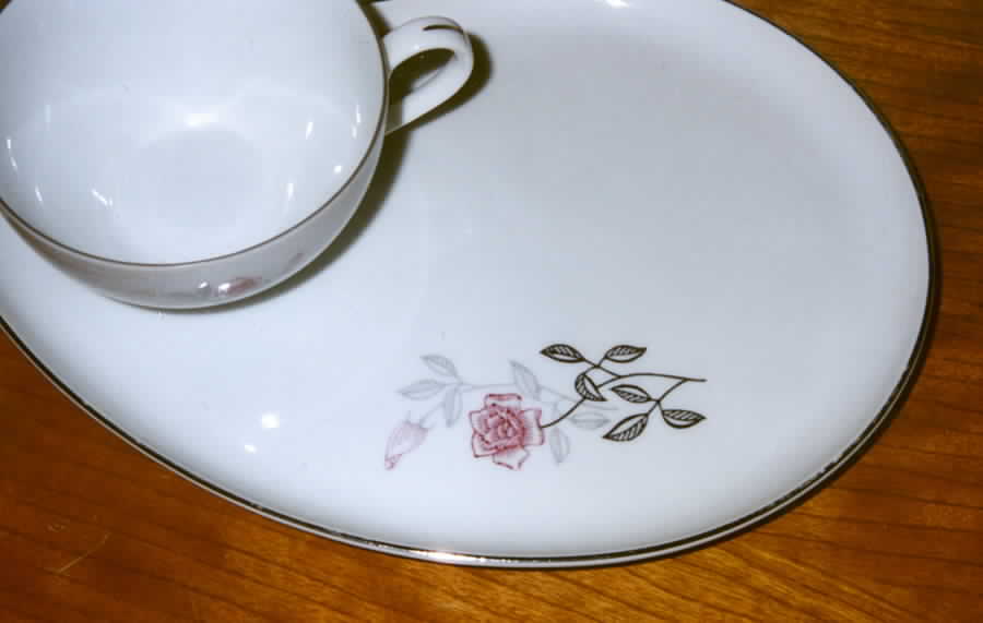 FUK37 Snack Plate & Cup Set by Fukagawa-1