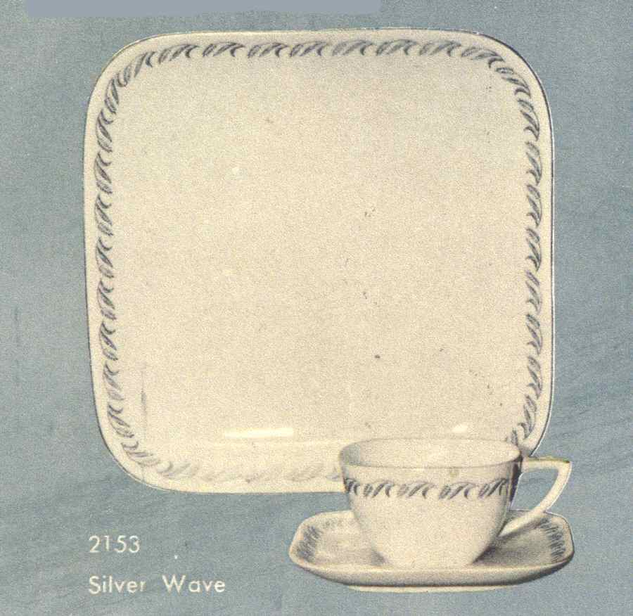 Silver Wave Dinner Plate by Fukagawa-1