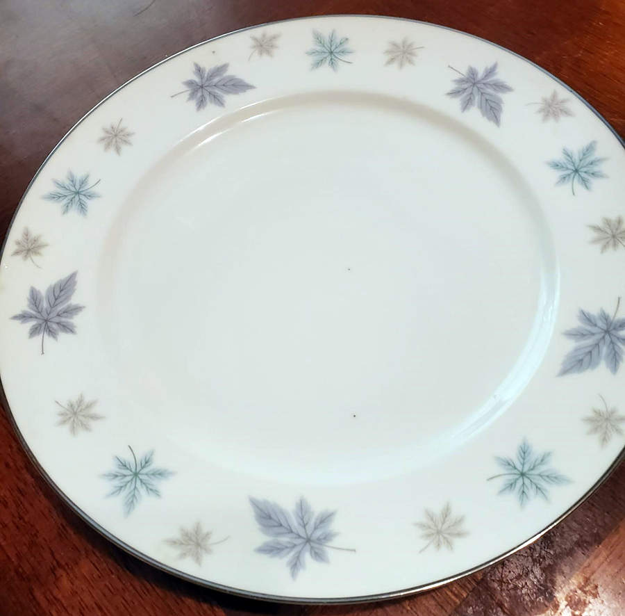 Wind Song Dinner Plate by Fine China of Japan-1