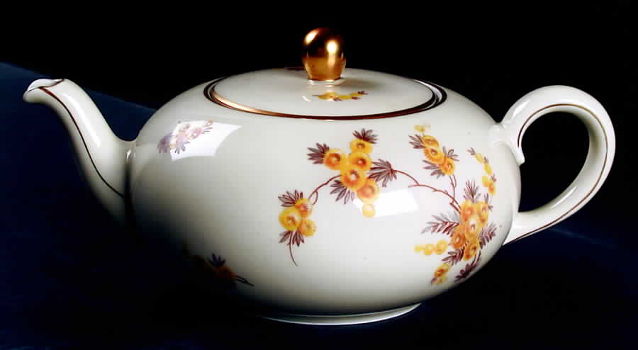 01539 Teapot & Lid by Furstenberg-1