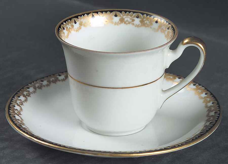 6759 Flat Demitasse Cup & Saucer Set by Franconia-Krautheim & Adelburg-1