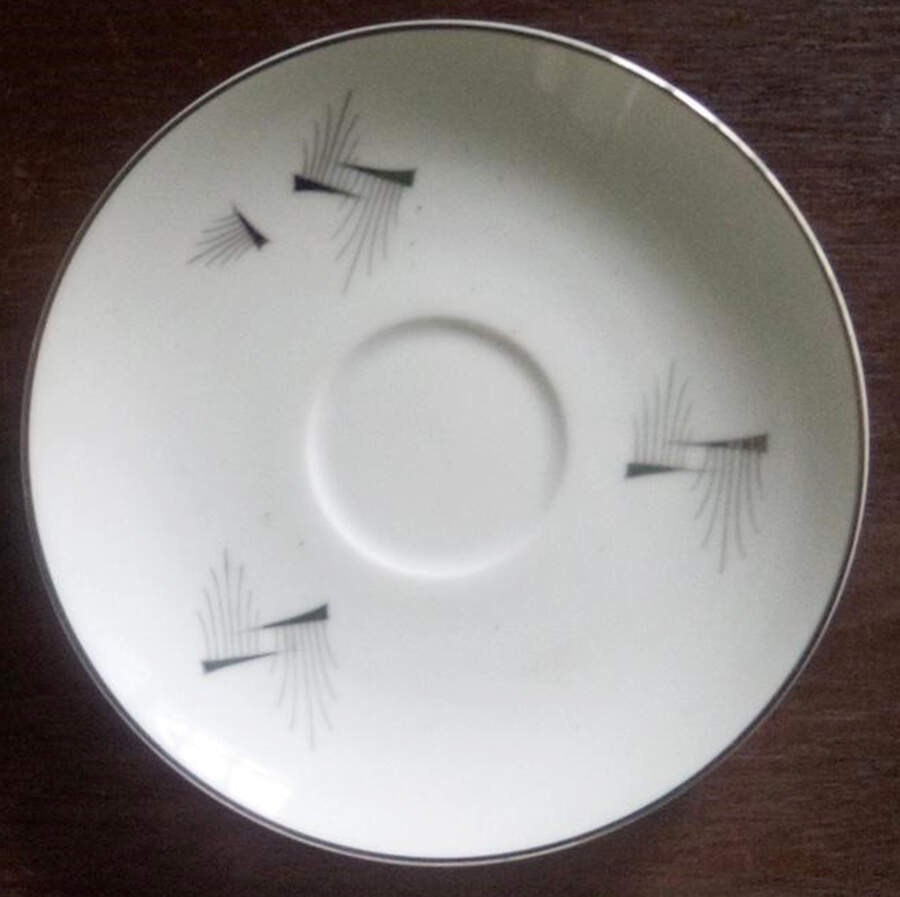 New Mode Saucer by Fukagawa-1