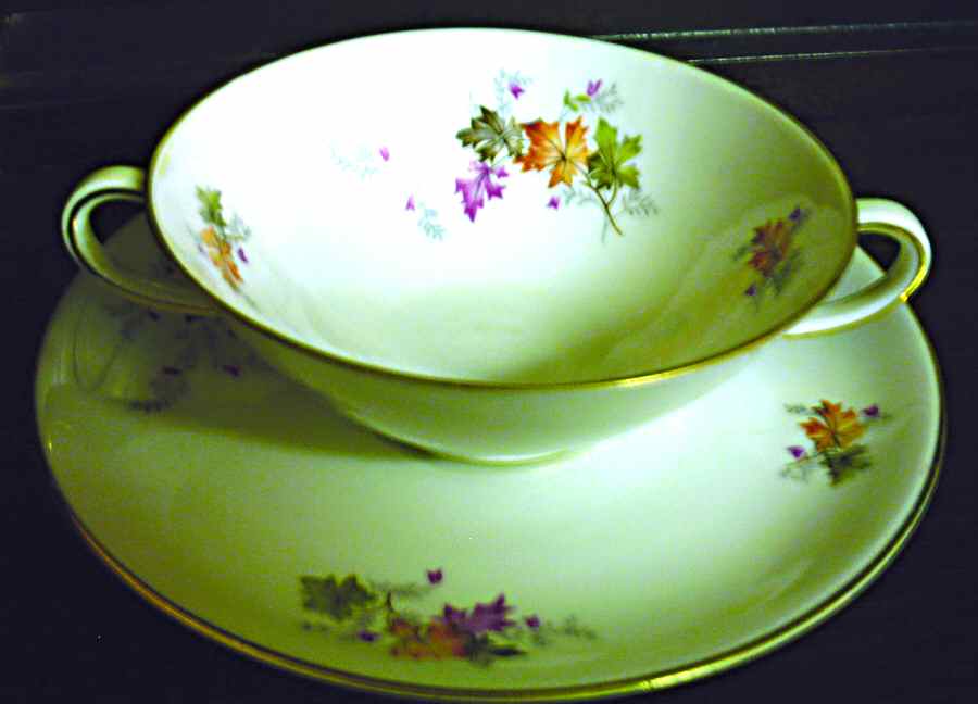 6084 Flat Cream Soup Bowl & Saucer Set by Franconia-Krautheim & Adelburg-1