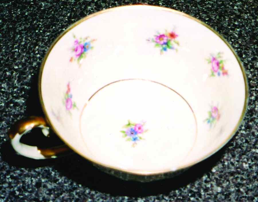 FR217 Footed Cup by Franconia-Krautheim & Adelburg-1