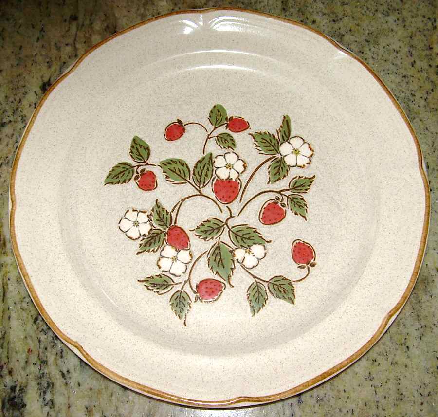 Early Strawberry Dinner Plate by Family Table-1