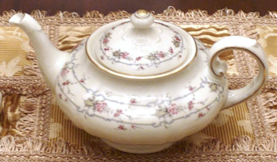 Gloria Di Bavaria Teapot & Lid by Franconia-Krautheim & Adelburg-1