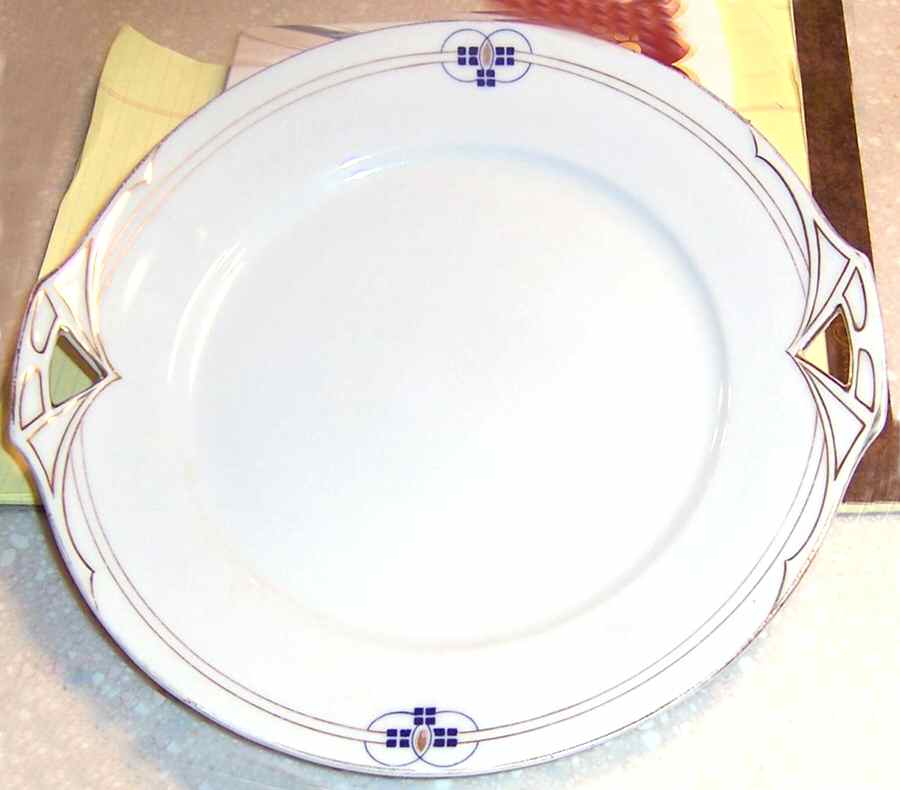 FUR87 Handled Cake Plate by Furstenberg-1
