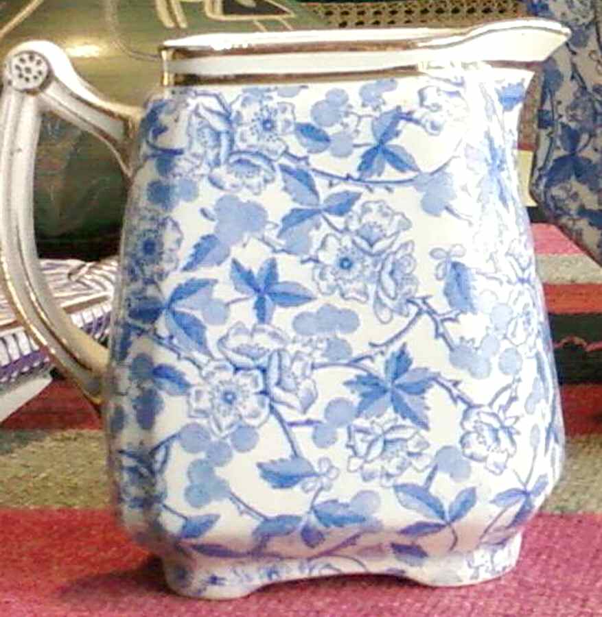 WLM6 Creamer by J F Wileman-1