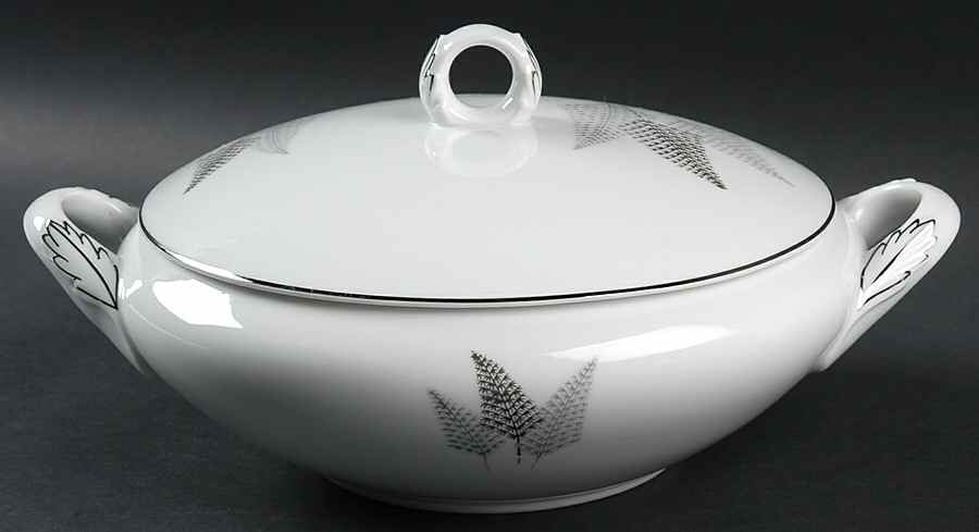 FUK75 Round Covered Vegetable by Fukagawa-1
