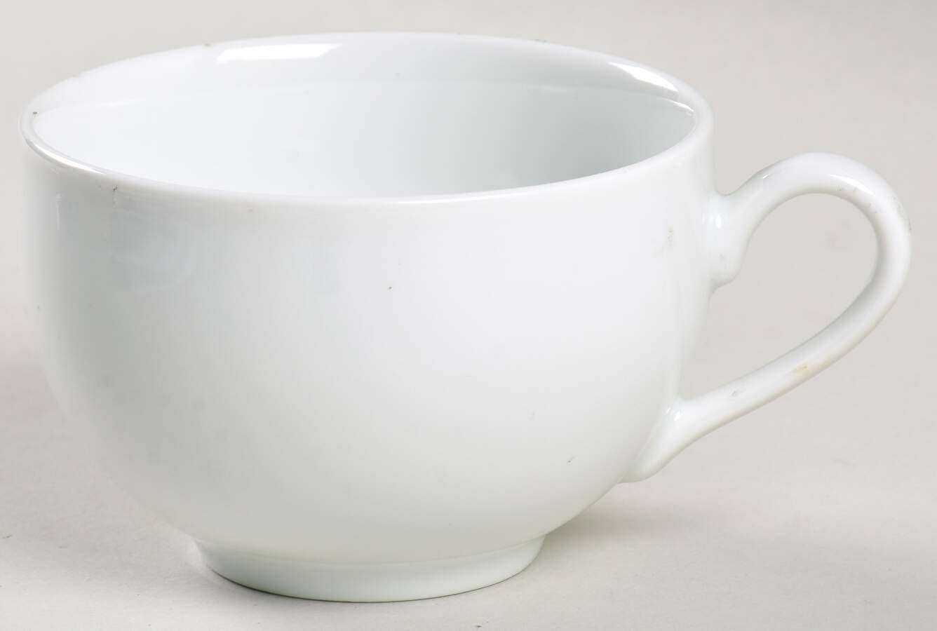 Everyday White (Porcelian) Flat Cup by Fitz and Floyd-1