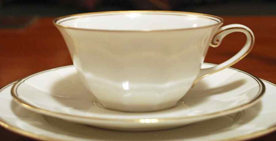 FR276 Flat Cup & Saucer Set by Franconia-Krautheim & Adelburg-1
