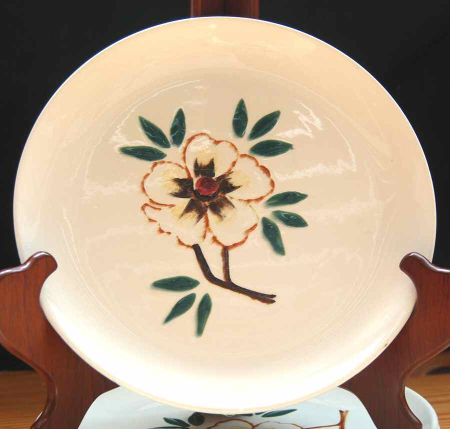 Fantaisie Dinner Plate by Faienceries Continentales-1