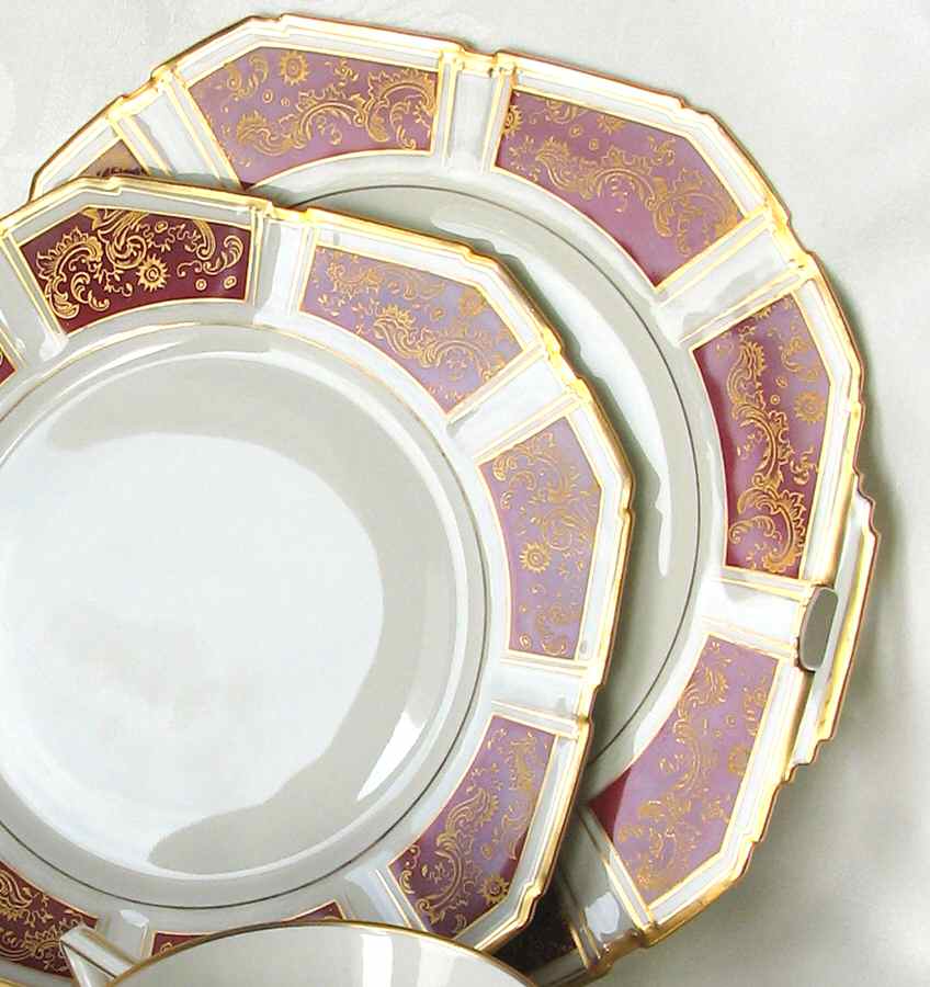 FUR95 Handled Cake Plate by Furstenberg-1