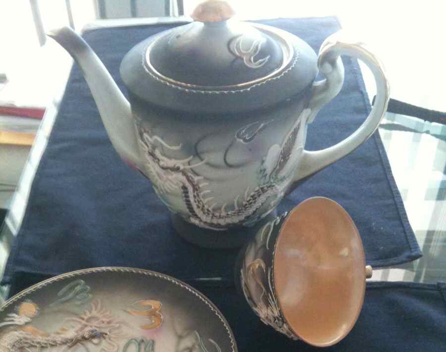 FAJ2 Teapot & Lid by Fairyland (Japan)-1
