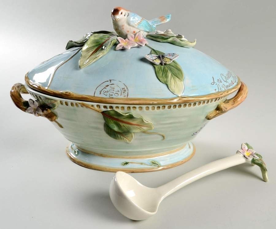 Toulouse Tureen & Lid w/Ladle by Fitz and Floyd-1