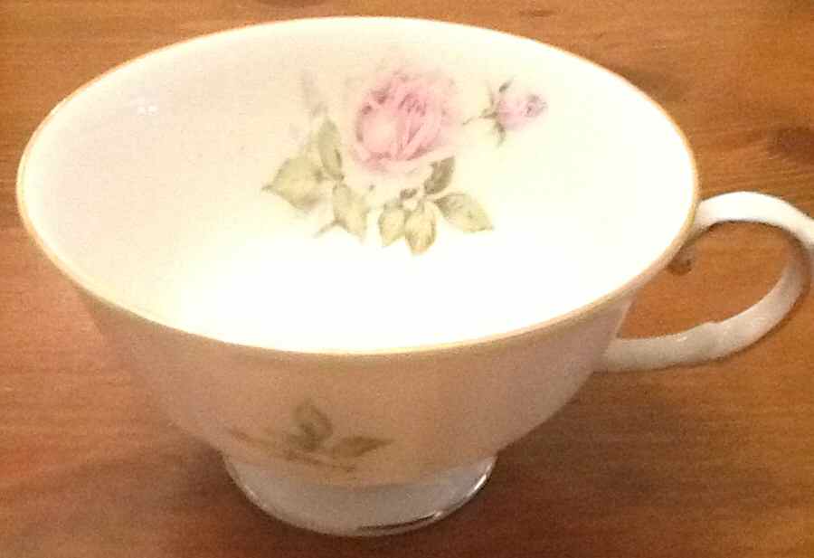 Rosalinde Footed Cup by Franconia-Krautheim & Adelburg-1