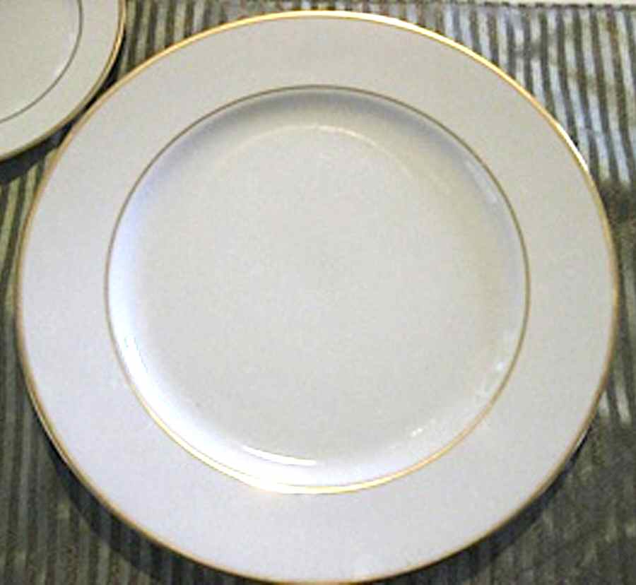 FAE5 Dinner Plate by Faberge-1