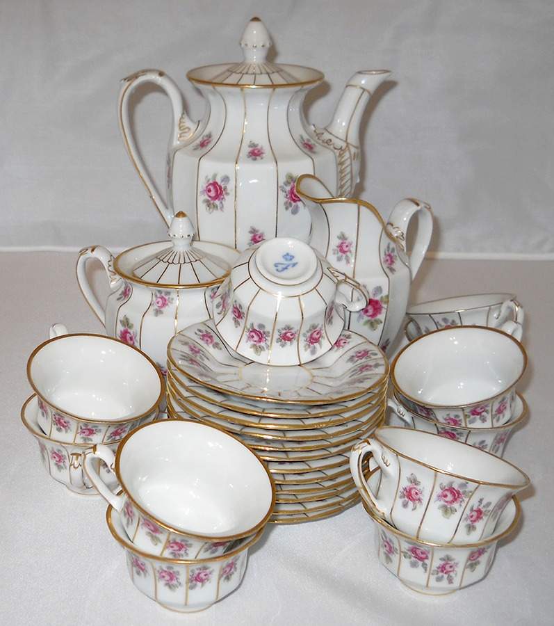 B117 Coffee Pot & Lid by Furstenberg-1