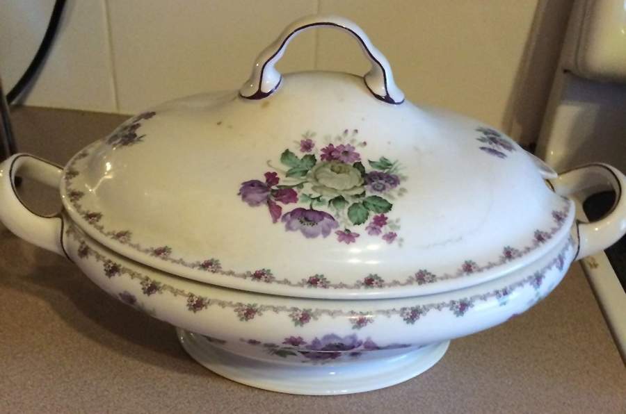 FR322 Tureen &  Lid by Franconia-Krautheim & Adelburg-1