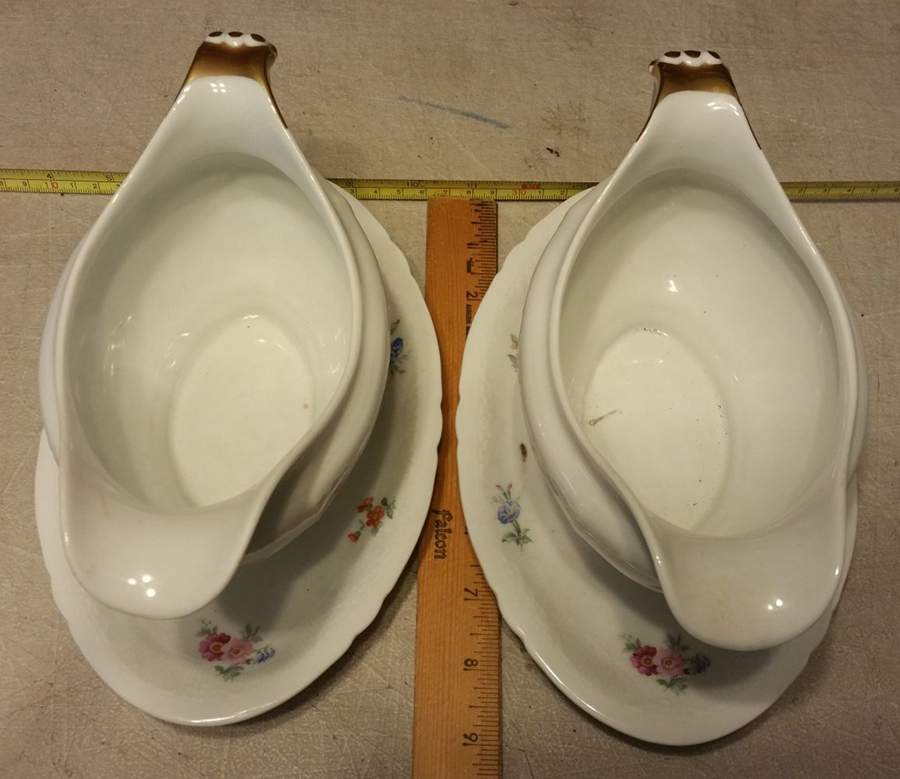 FR338 Gravy Boat with Attached Underplate by Franconia-Krautheim & Adelburg-1
