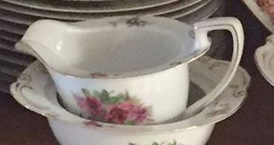 FAJ4 Creamer by Fairyland (Japan)-1